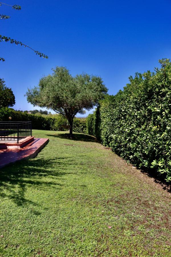 Villa Aurelia San Teodoro  Exteriör bild